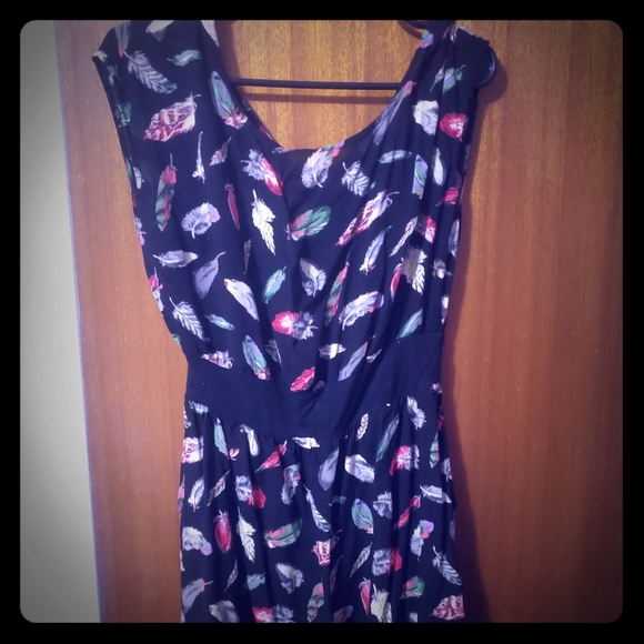 buttons Dresses & Skirts - SALE 🎈🎈🎈Feather Dress